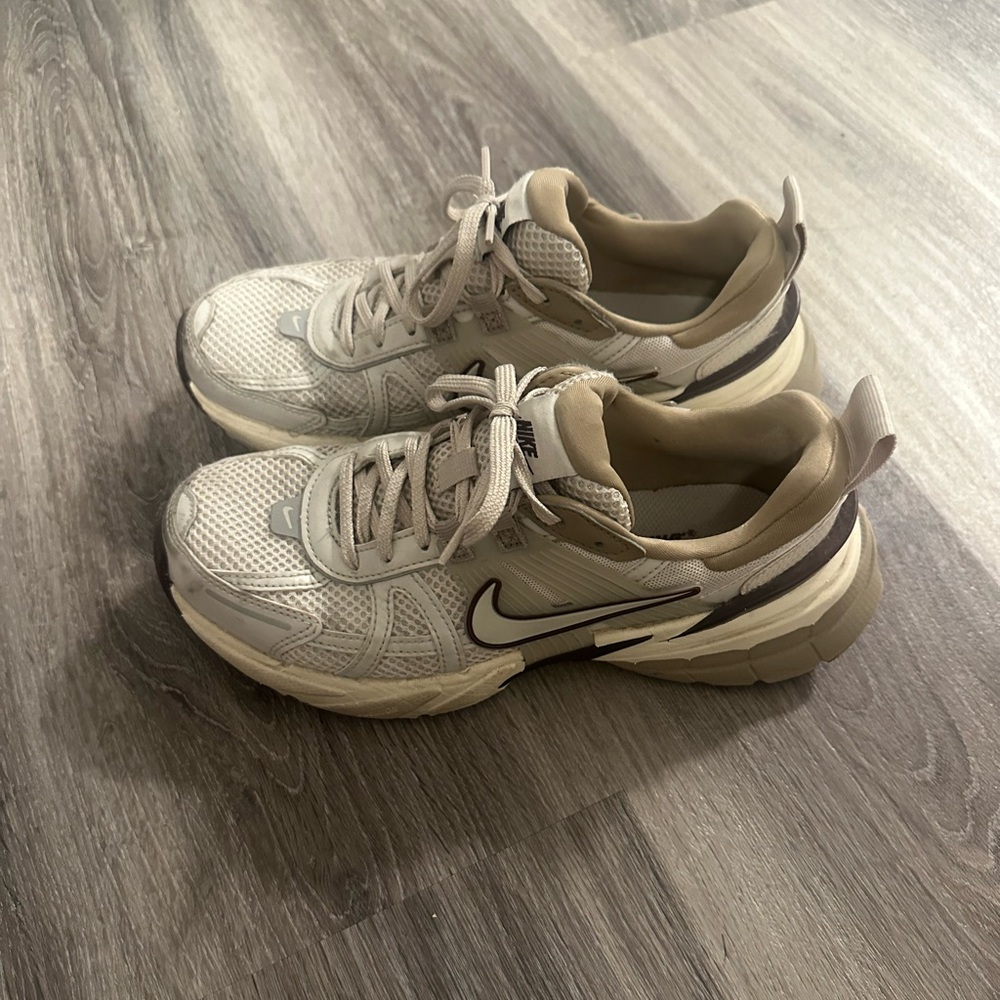Nike V2K Run Size 6.5 W